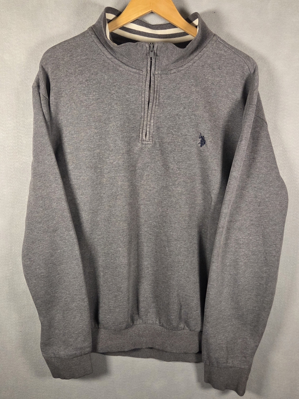 U.S. Polo Assn. grey quarter zip pullover (T624)
